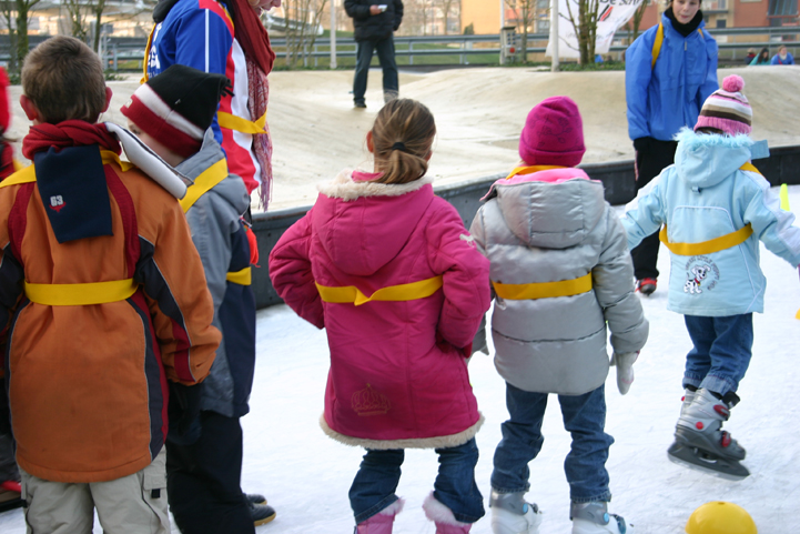 De jongste groep heeft gele lintjes